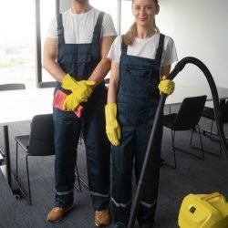 full-shot-people-cleaning-office Large